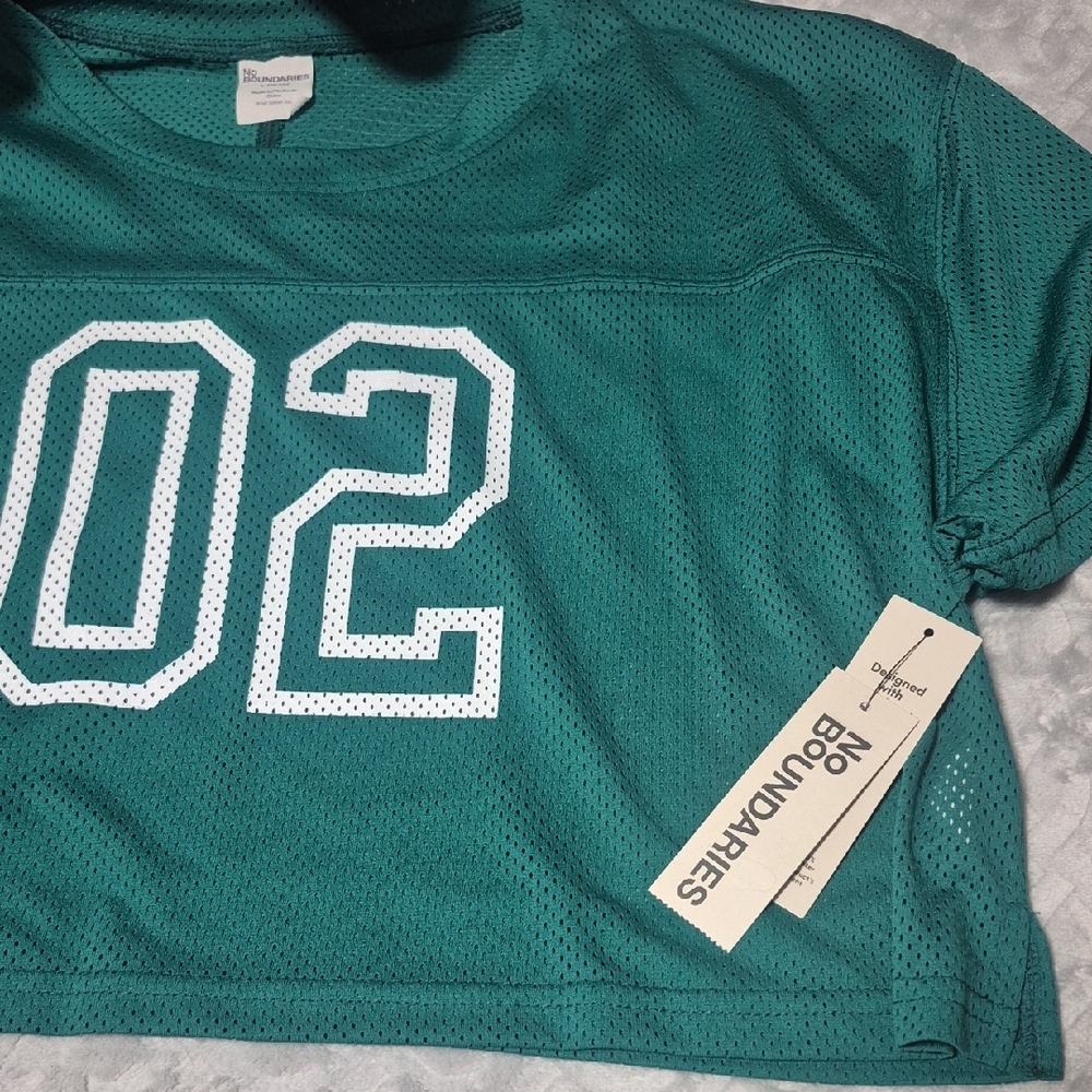 No Boundaries 2 Women's Mesh Varsity Tops Red and Green - Picture 3 of 7
